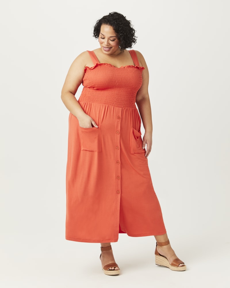 Plus size model with hourglass body shape wearing Jenna Maxi Dress by Meri Skye | Dia&Co | dia_product_style_image_id:153343